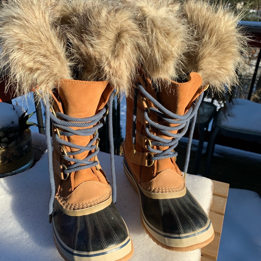 NEW Sorel “Joan of Arc” winter boots